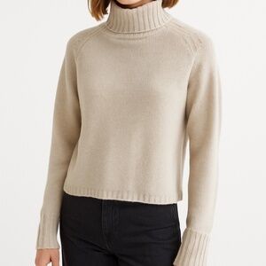Banana Republic | 100% Cashmere Sweater | Size M